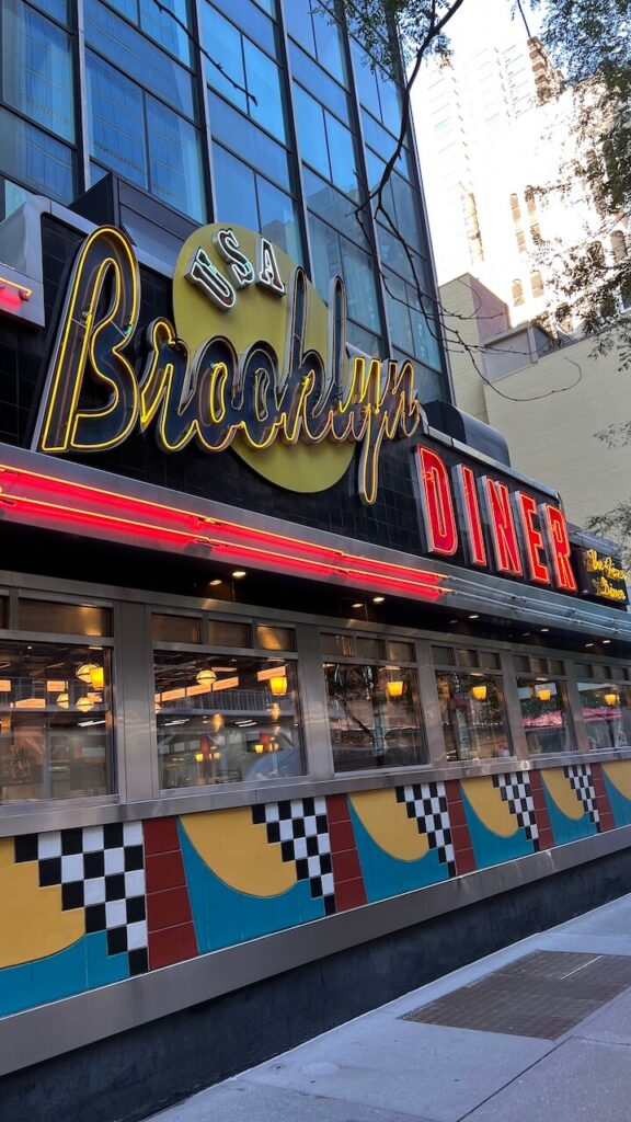 Colazione al Brooklyn Diner di New York